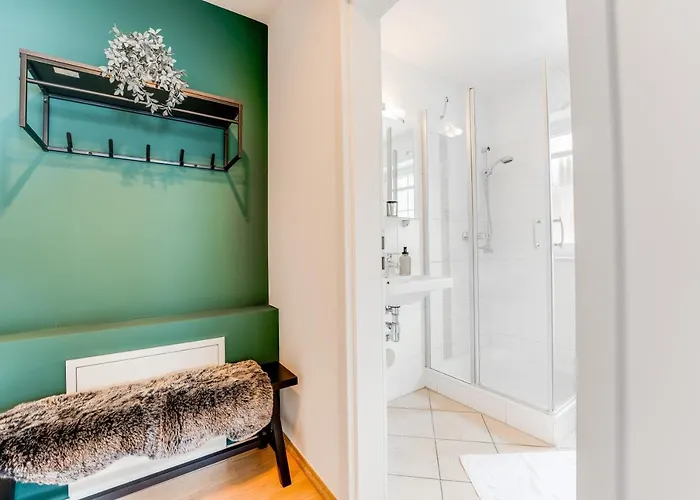 Vyld: Inmitten Der Berge באד הינדלאנג