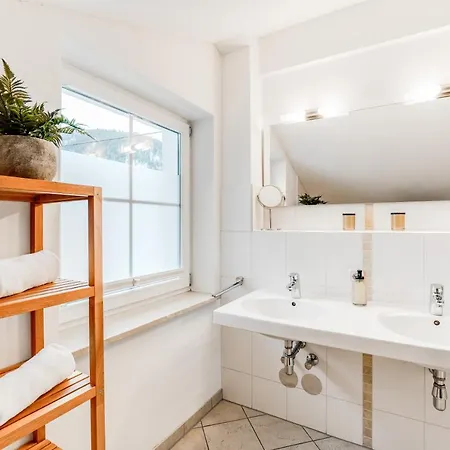 Vyld: Inmitten Der Berge Apartment *